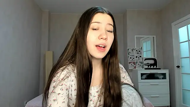 bina mima online show from April 19, 2:11 am