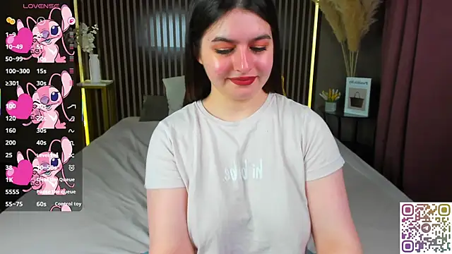 Margaret  Moon online show from May 15, 8:17 am