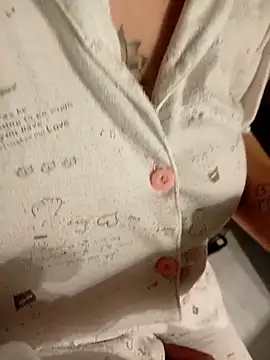 Carolinamascara online show from April 24, 9:06 pm