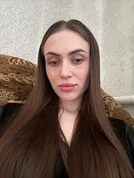 AlinaLove3213 online show from April 10, 2:01 pm