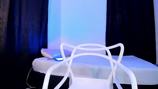 aisshalee online show from May 18, 7:53 pm