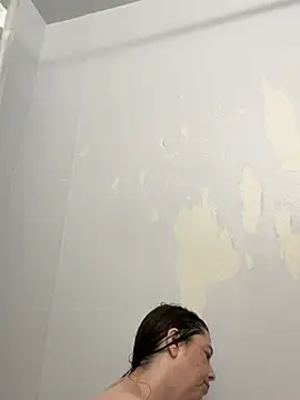 lily1982 online show from May 25, 5:01 pm