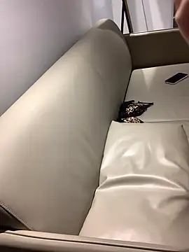 Yuri Susu online show from April 25, 1:41 pm