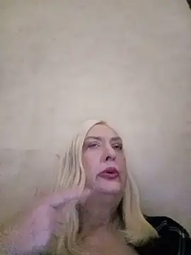 Julia20X online show from May 14, 9:48 am