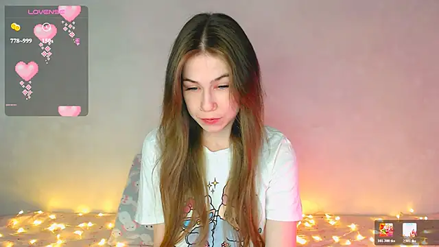 kira cozy online show from July 10, 2:45 am