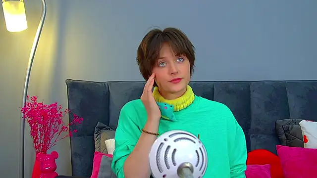 RitaRoses online show from April 9, 3:06 pm