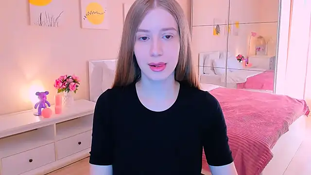 cheeky chick online show from May 20, 1:30 pm