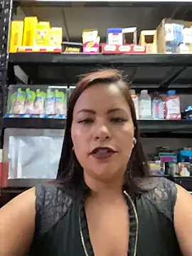 MIA ROSSEEE online show from April 25, 1:14 pm