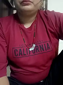 bhabhi-lovely online show from April 28, 4:05 am
