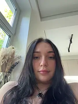 LucyHotty  online show from June 20, 4:10 pm