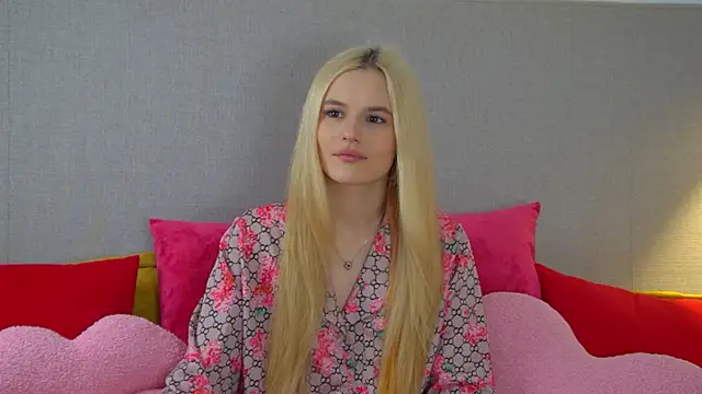 LeaLamour online show from May 18, 6:14 pm