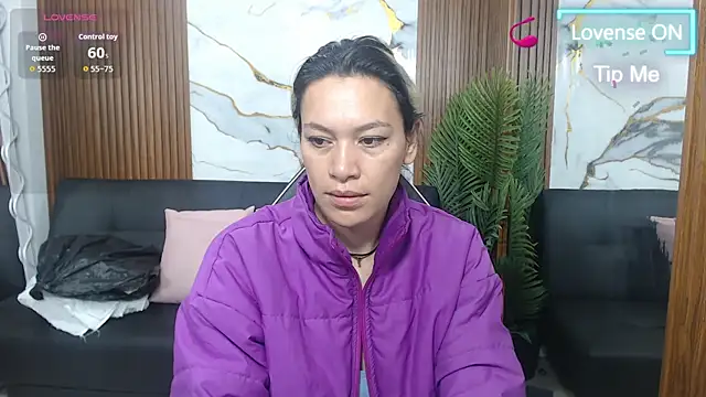 alonddra tay online show from May 31, 11:49 am