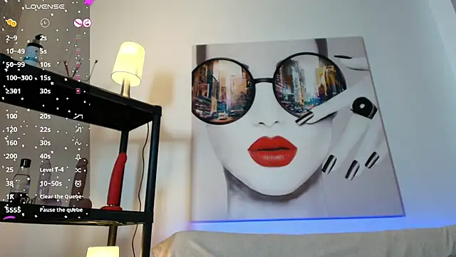 Luna Ferrer10 online show from May 2, 9:29 pm