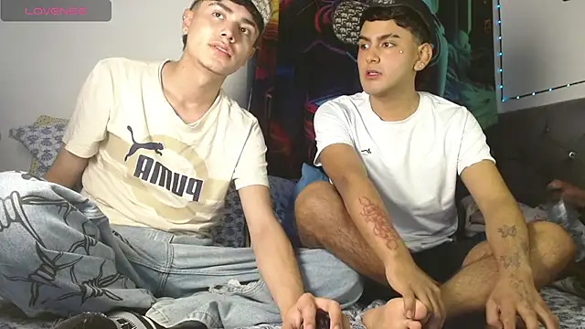 Noah  hot18 online show from April 19, 12:32 am