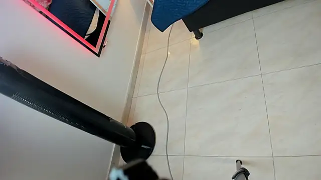 LongHair Queen online show from April 13, 12:39 pm