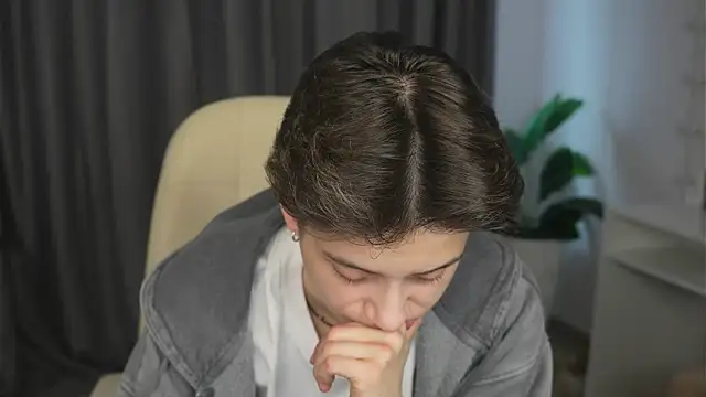 KendallSpeedy online show from April 16, 7:41 am