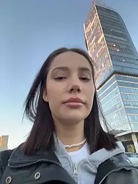 UrbanNymph online show from April 11, 4:43 pm