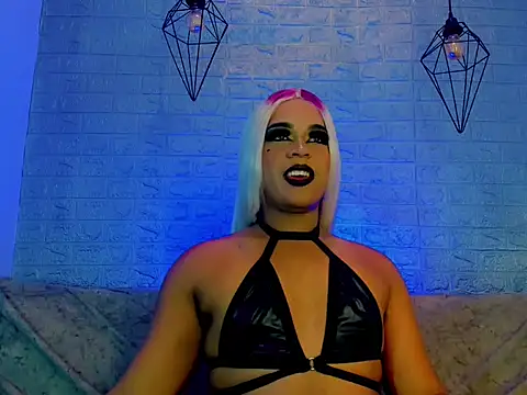 CristalGill  online show from June 22, 2:05 am
