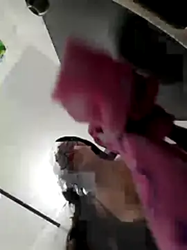 dhalia-rose89 online show from April 17, 10:23 pm