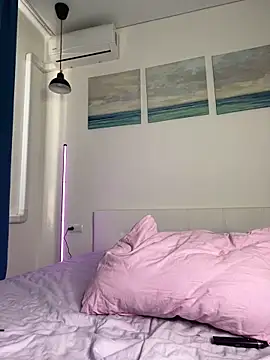 LuxuryBarbie online show from April 25, 1:41 pm