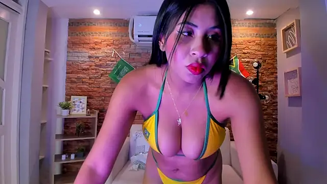 noa joness online show from June 30, 9:03 pm