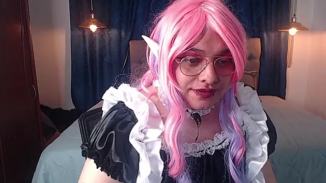 luna snow  online show from April 15, 3:56 pm