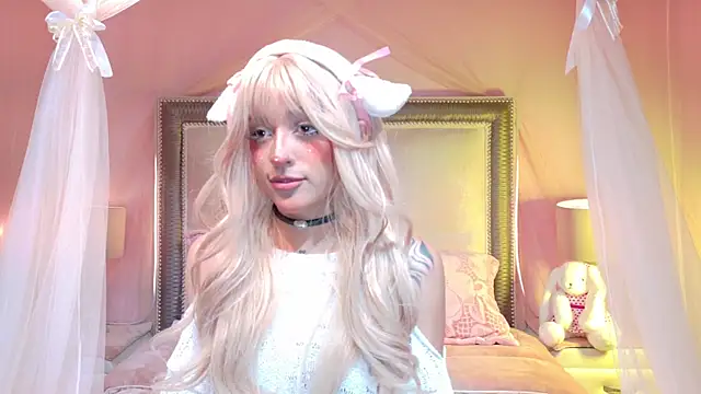 VaLuu   online show from July 16, 12:43 pm