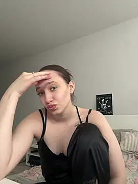 DarkMirel online show from May 21, 1:53 pm
