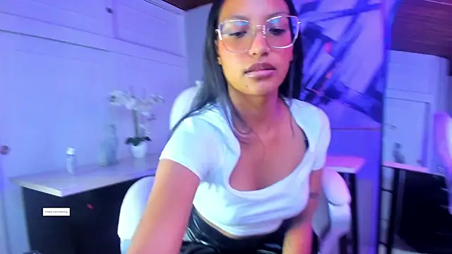 miel ambar online show from April 27, 12:46 pm