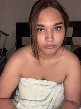 nikki hots sex online show from June 22, 9:34 pm