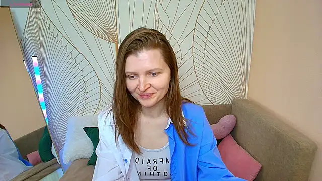 Liza  Evans online show from April 24, 2:03 am