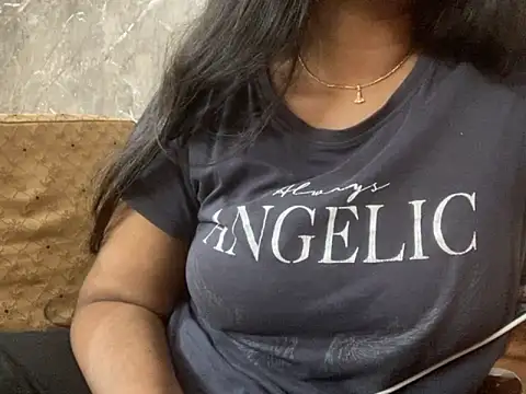 misspreety online show from April 14, 1:22 pm