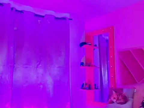 Dollcute  online show from May 31, 12:38 am