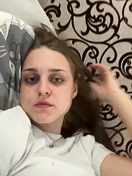 Shannon Van online show from April 30, 8:03 pm