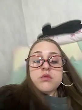 Shannon Van online show from April 21, 3:46 am