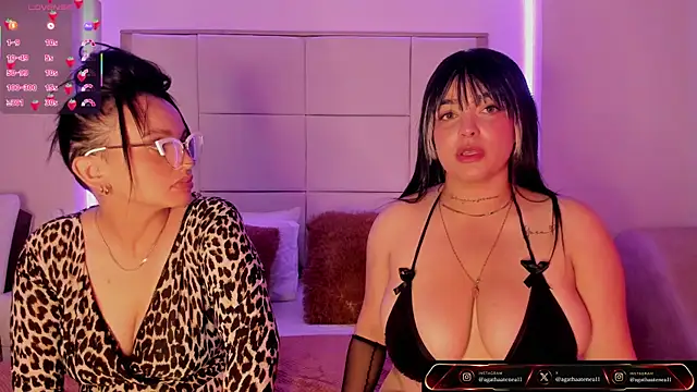 Agatha Atenea11 online show from April 30, 2:39 am