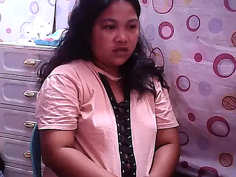 PinayFantasy4you online show from April 18, 3:20 am