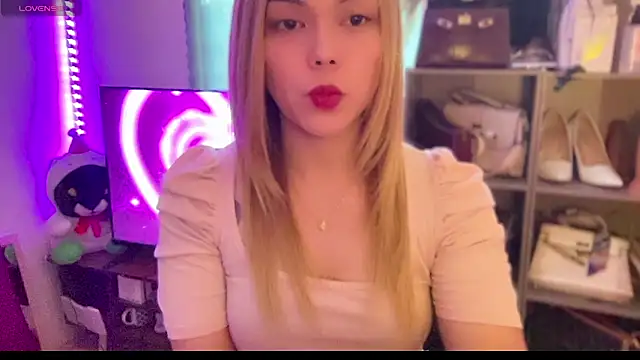 hannaBaby lisyos11 online show from June 4, 4:17 am