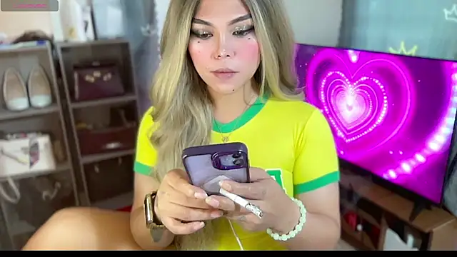 hannaBaby lisyos11 online show from May 28, 4:43 am