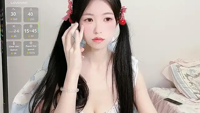 XiaoMei-iiiiii online show from April 20, 8:45 pm