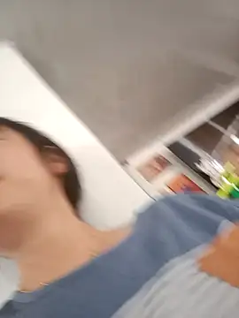 julietaflame online show from April 22, 8:06 pm