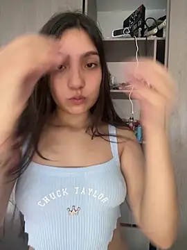 Soffy 20 online show from May 15, 5:48 pm
