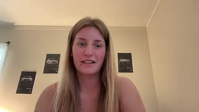 itsizzybear online show from April 23, 10:34 pm