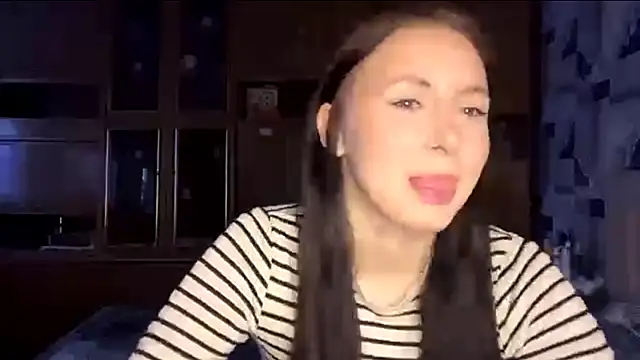 JanitaNetrosio online show from April 20, 9:12 am