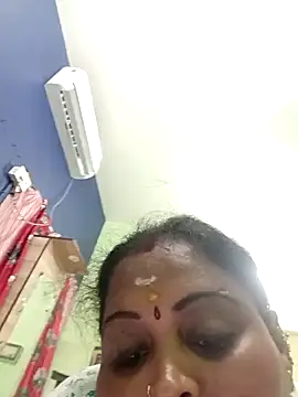 Jassminsree online show from April 24, 3:15 pm