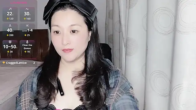 D-Misslu online show from April 24, 12:30 pm