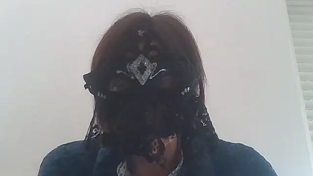 HelenTiAscolta online show from April 25, 2:36 pm