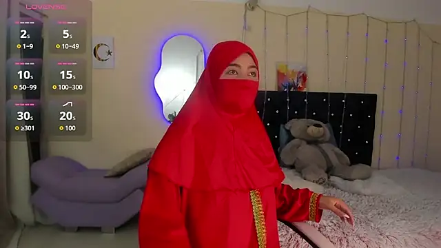 SamaraMaalouf  online show from April 24, 12:30 pm