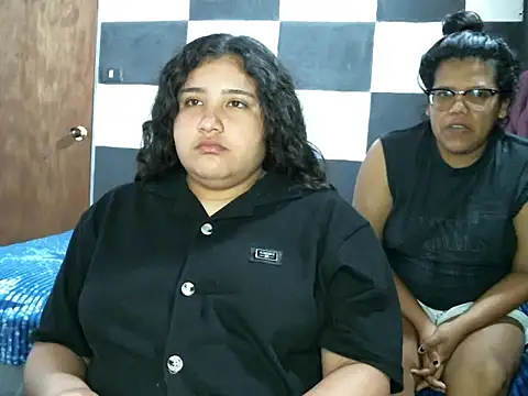 Valery-Khloe online show from July 25, 3:57 am