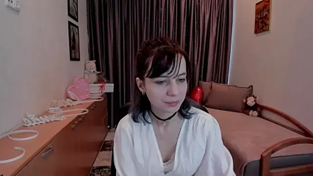 MiniLysii online show from April 25, 7:11 am